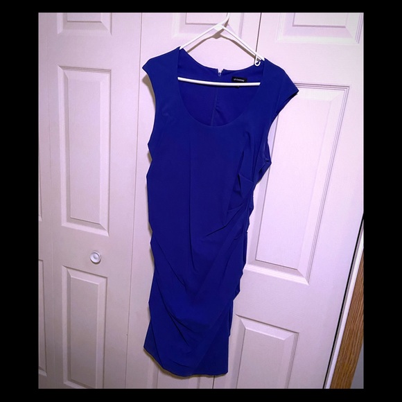 Le chateau dress - Picture 1 of 2